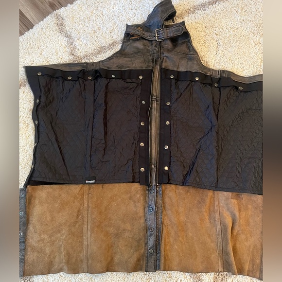 Men’s Milwaukee Leather Chaps - Picture 3 of 6